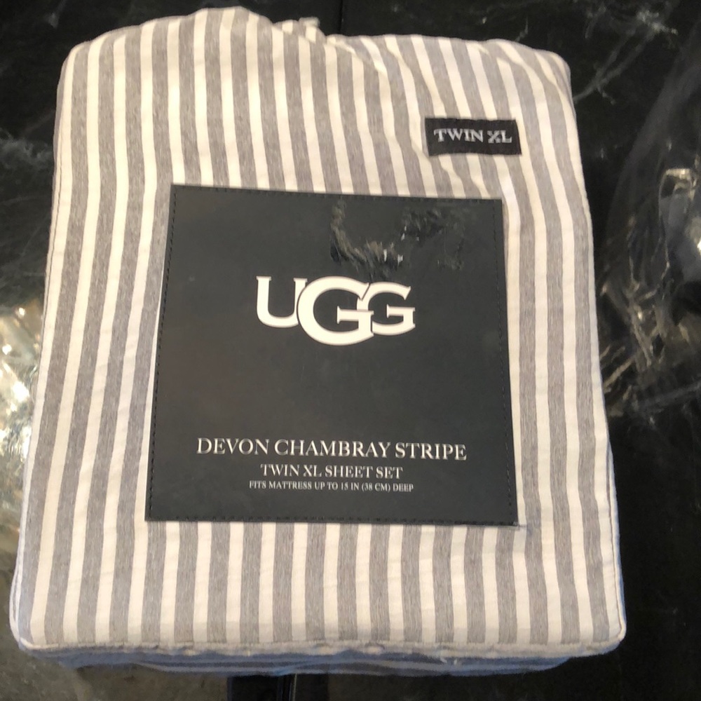 Ugg XL twin sheet set